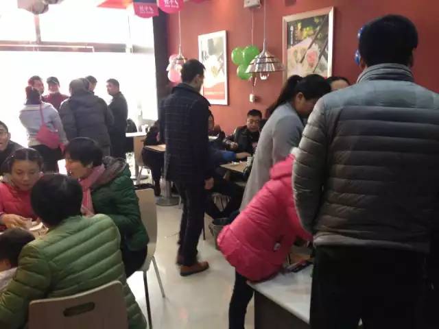 惠美饺子加盟店红红火火