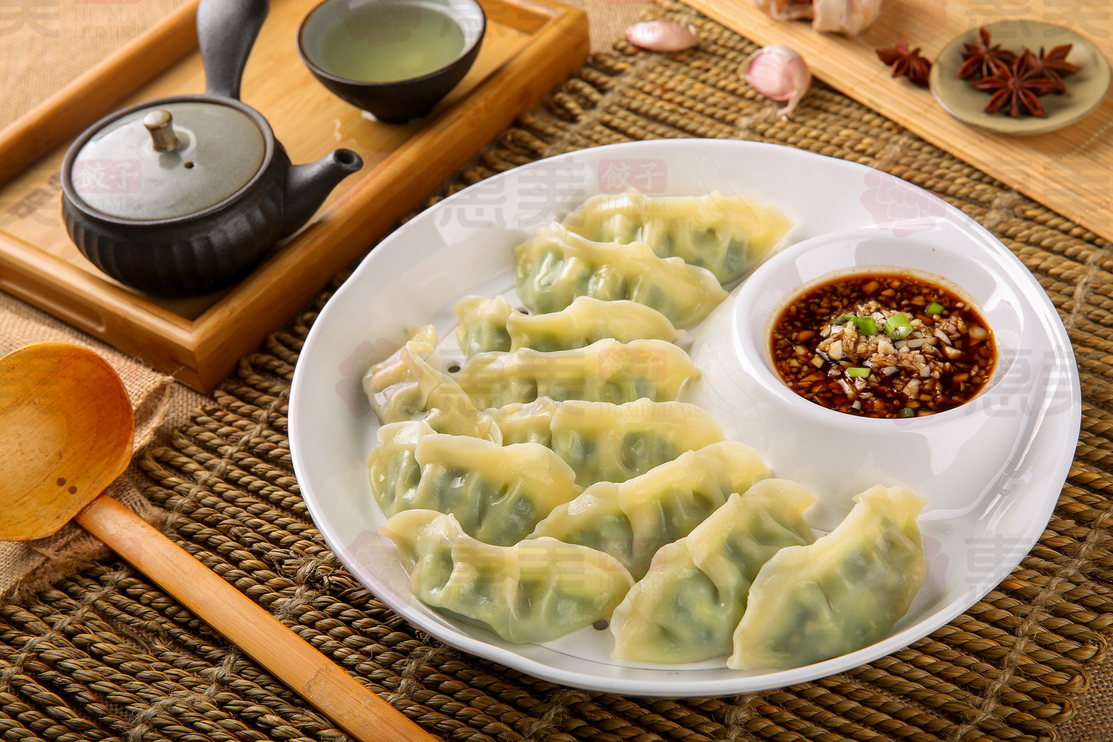 惠美饺子特色美食-韭菜猪肉水饺